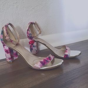 Bandolino Sandals